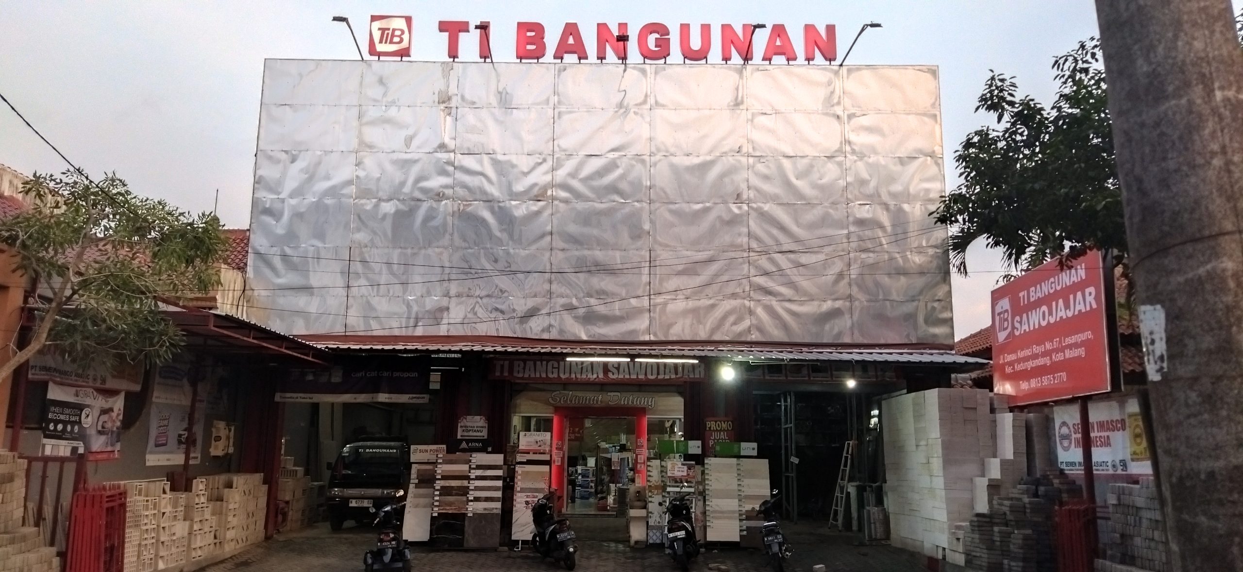 Tampak depan Turen Indah Bangunan cabang Sawojajar